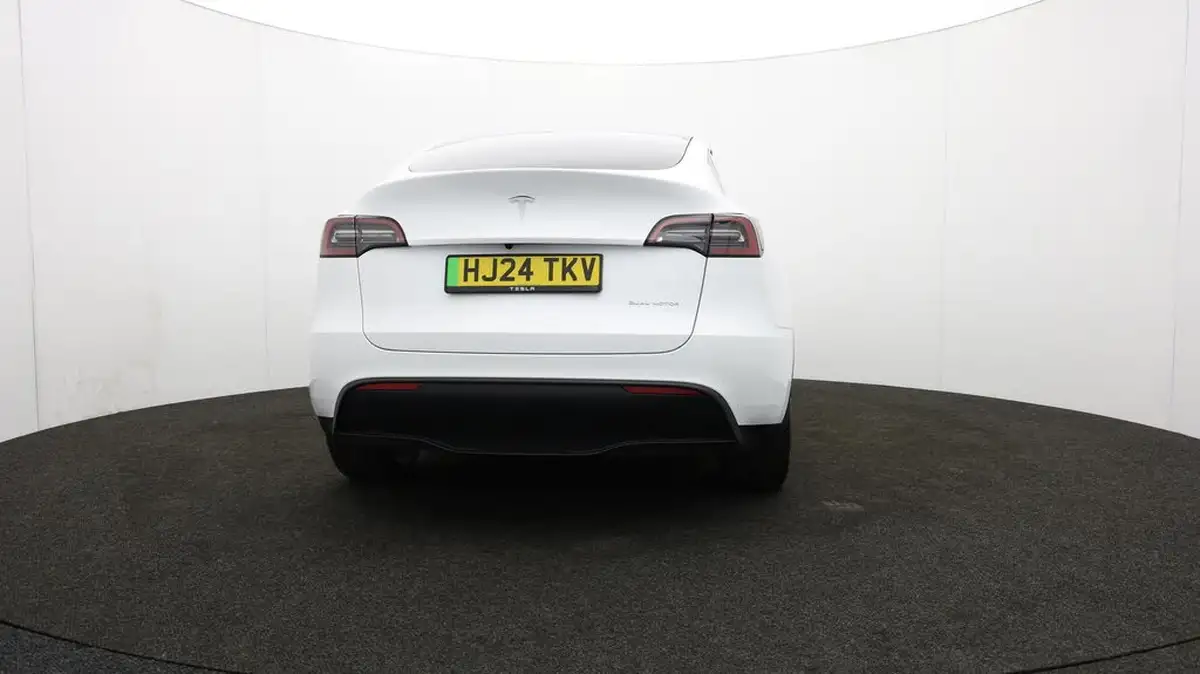 2024-tesla-model-y-e-long-range-306bhp-awd-big-60