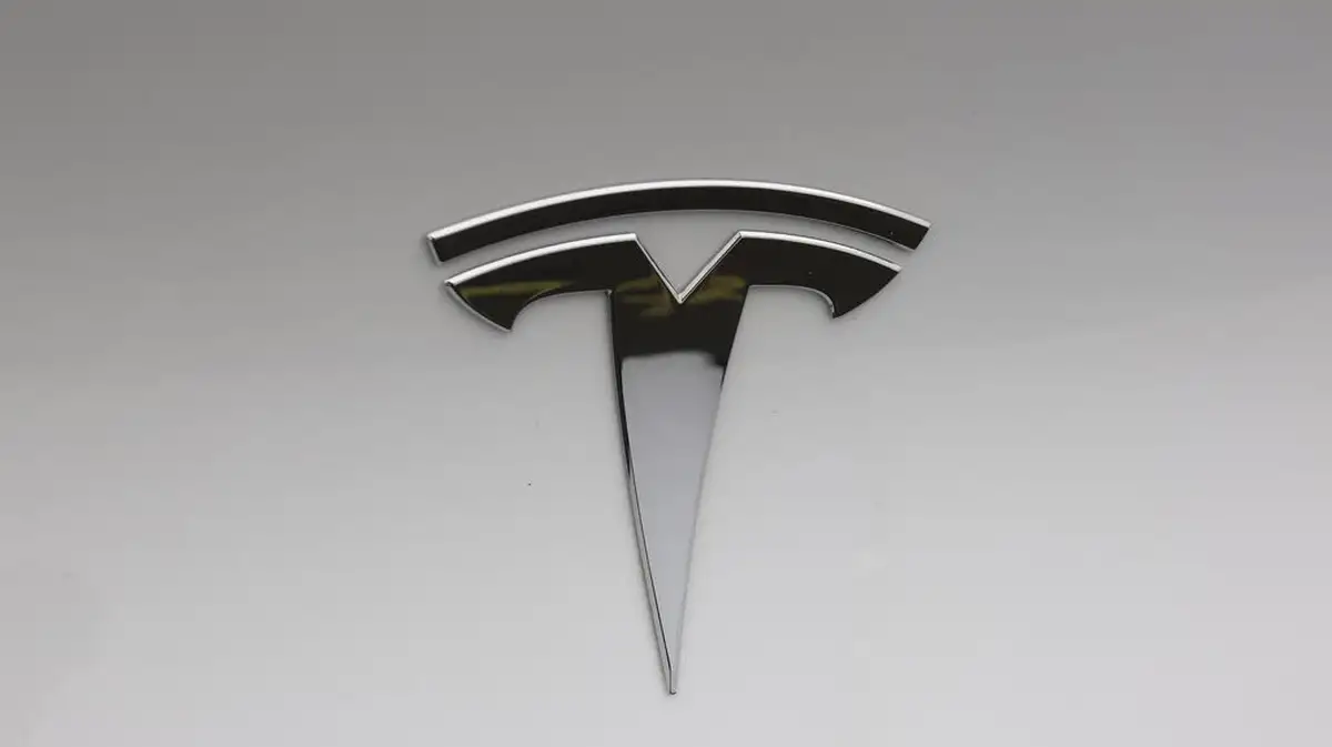 2024-tesla-model-y-e-long-range-306bhp-awd-big-20