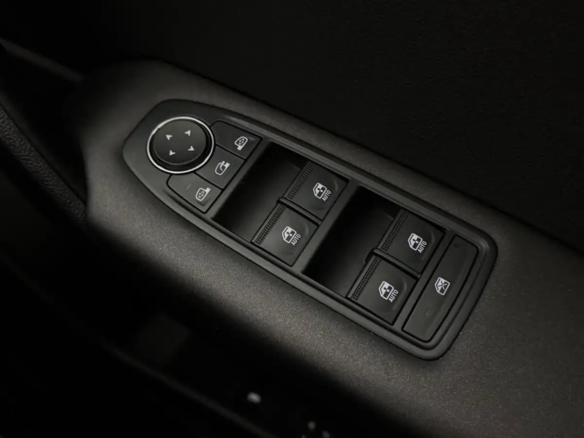 2022-renault-captur-10-tce-iconic-edition-big-36