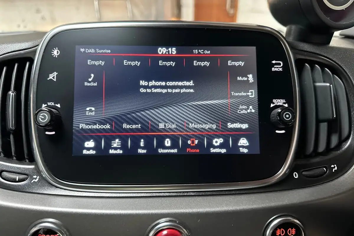 2021-abarth-595-14-tjet-turismo-big-29