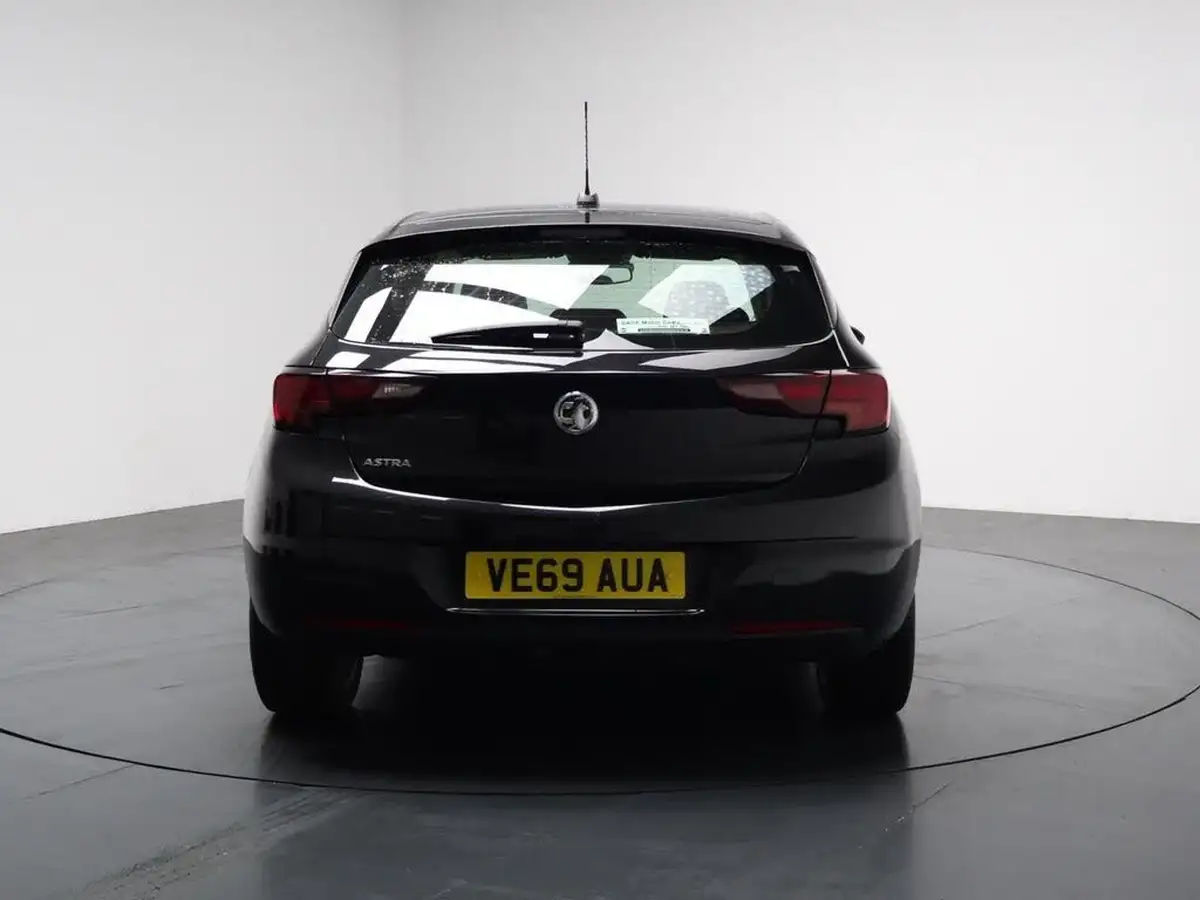 2019-vauxhall-astra-14i-16v-turbo-sri-nav-ss-hatchback-big-10