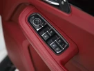 2023-porsche-macan-29-v6-s-small-15