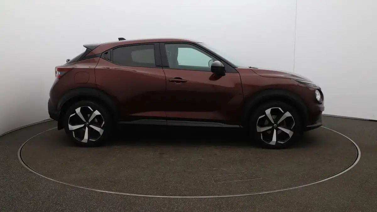 2020-nissan-juke-10-dig-t-tekna-117ps-big-48