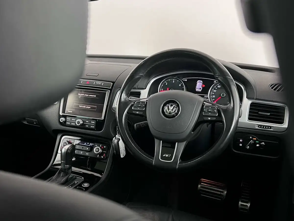 2016-volkswagen-touareg-30tdi-r-line-plus-262ps-2967cc-big-20