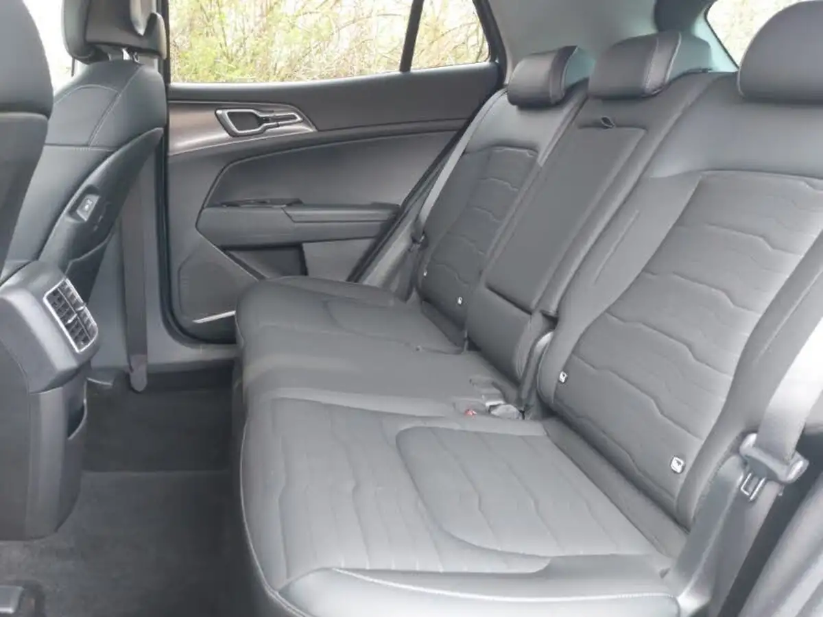 2024-kia-sportage-16-t-gdi-3-148bhp-big-5