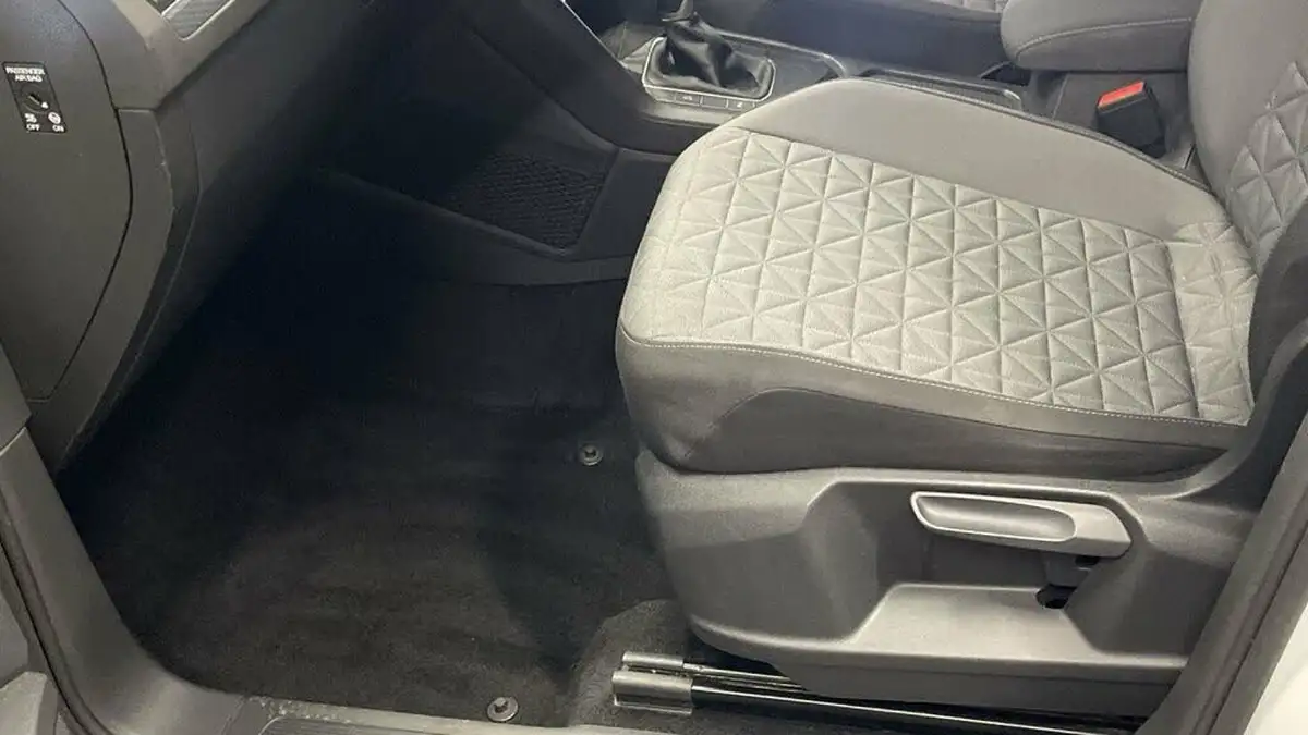 2021-volkswagen-tiguan-15-tsi-life-150ps-dsg-big-16