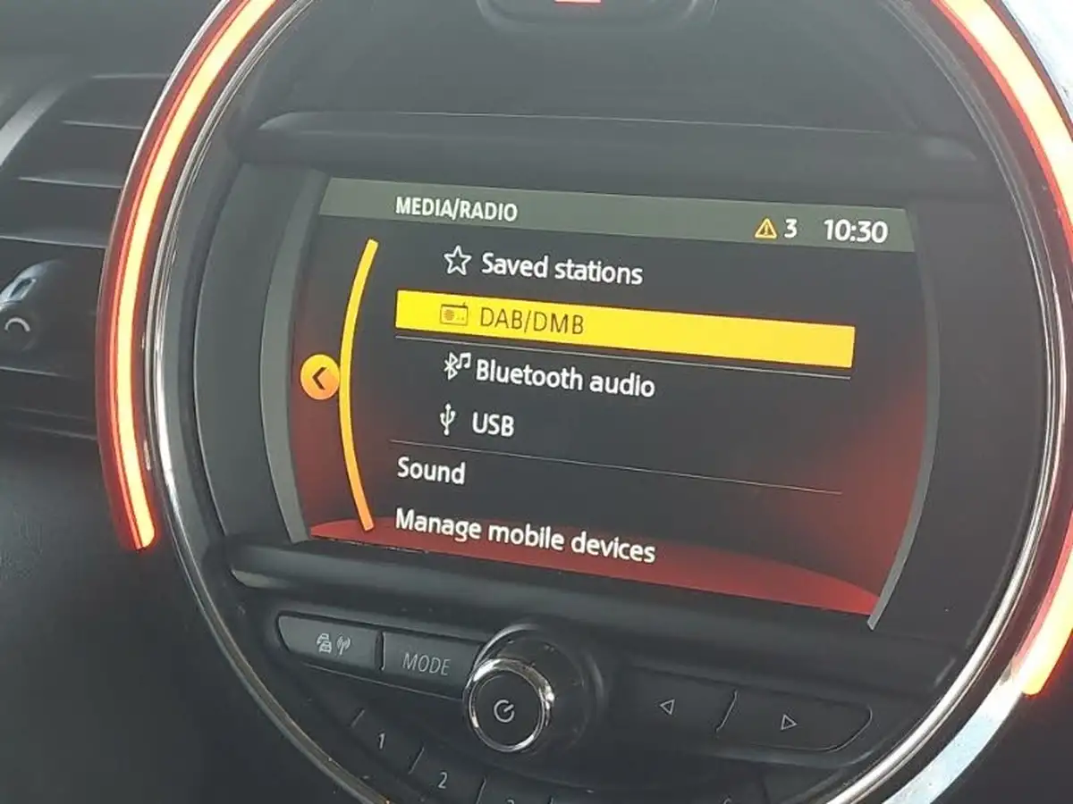 2020-mini-cooper-15-cooper-classic-nav-hatchback-3d-big-16