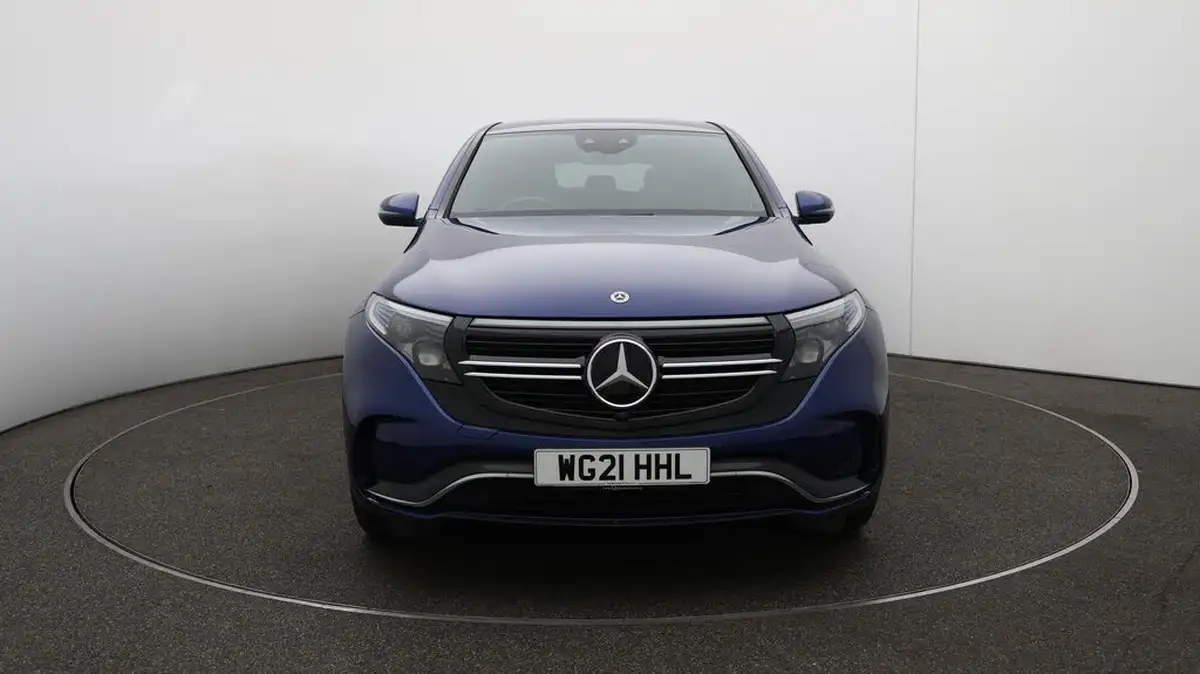 2021-mercedes-benz-eqc-e-eqc-400-amg-line-big-32