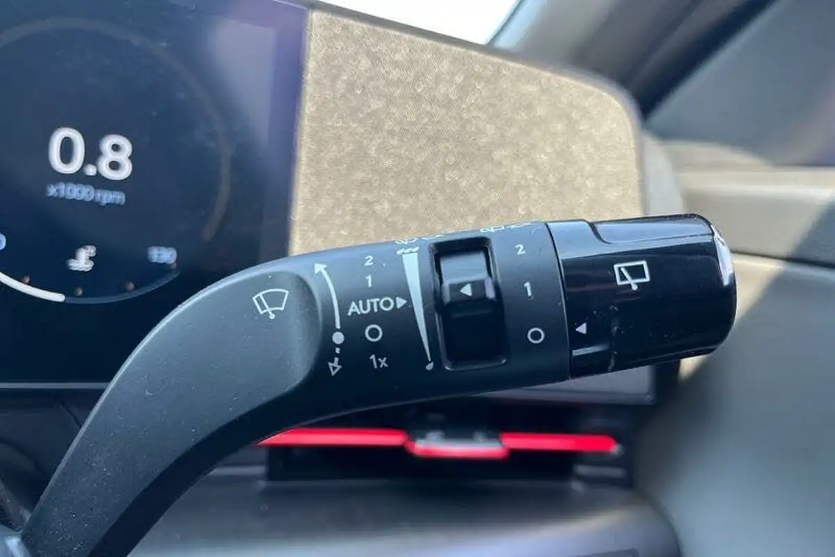 2023-hyundai-kona-10-t-gdi-n-line-s-dct-big-14