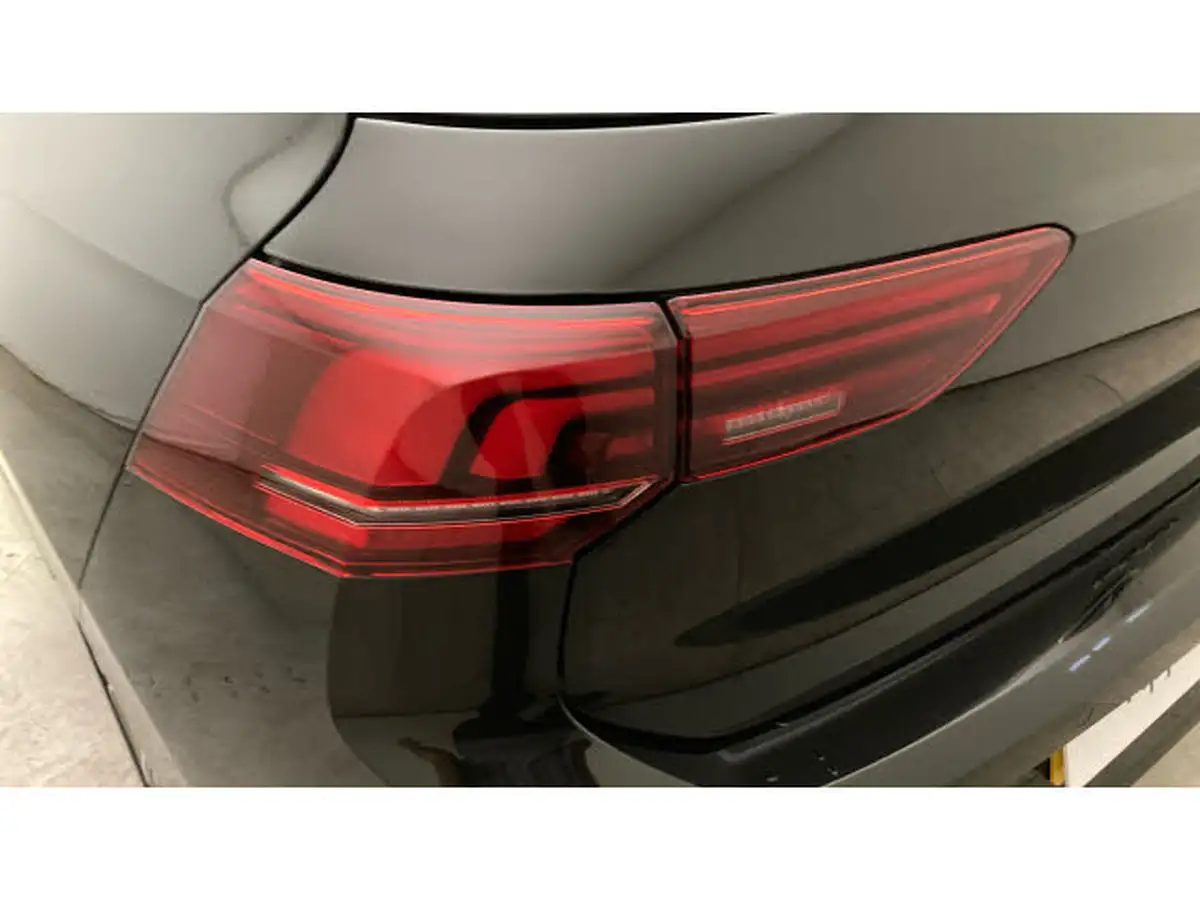 2024-volkswagen-golf-20tdi-r-line-hatchback-dsg-big-38