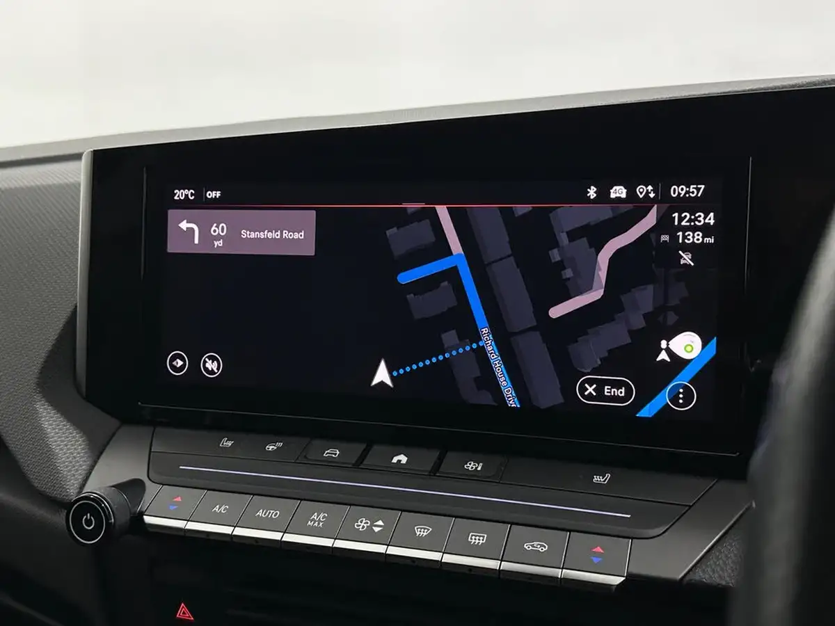 2022-vauxhall-astra-12-turbo-gs-line-hatchback-big-20
