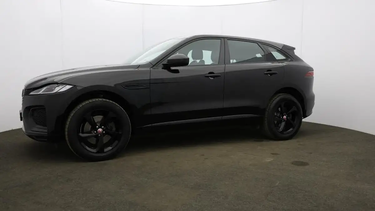 2022-jaguar-f-pace-20-d200-r-dynamic-s-big-36