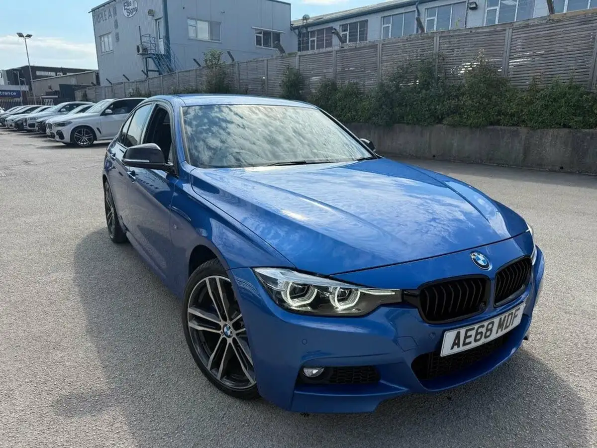 2018-bmw-3-series-30td-330d-xdrive-m-sport-shadow-edition-saloon-4d-big-13