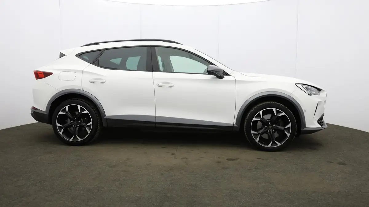 2022-cupra-formentor-14-e-hybrid-vz1-big-48