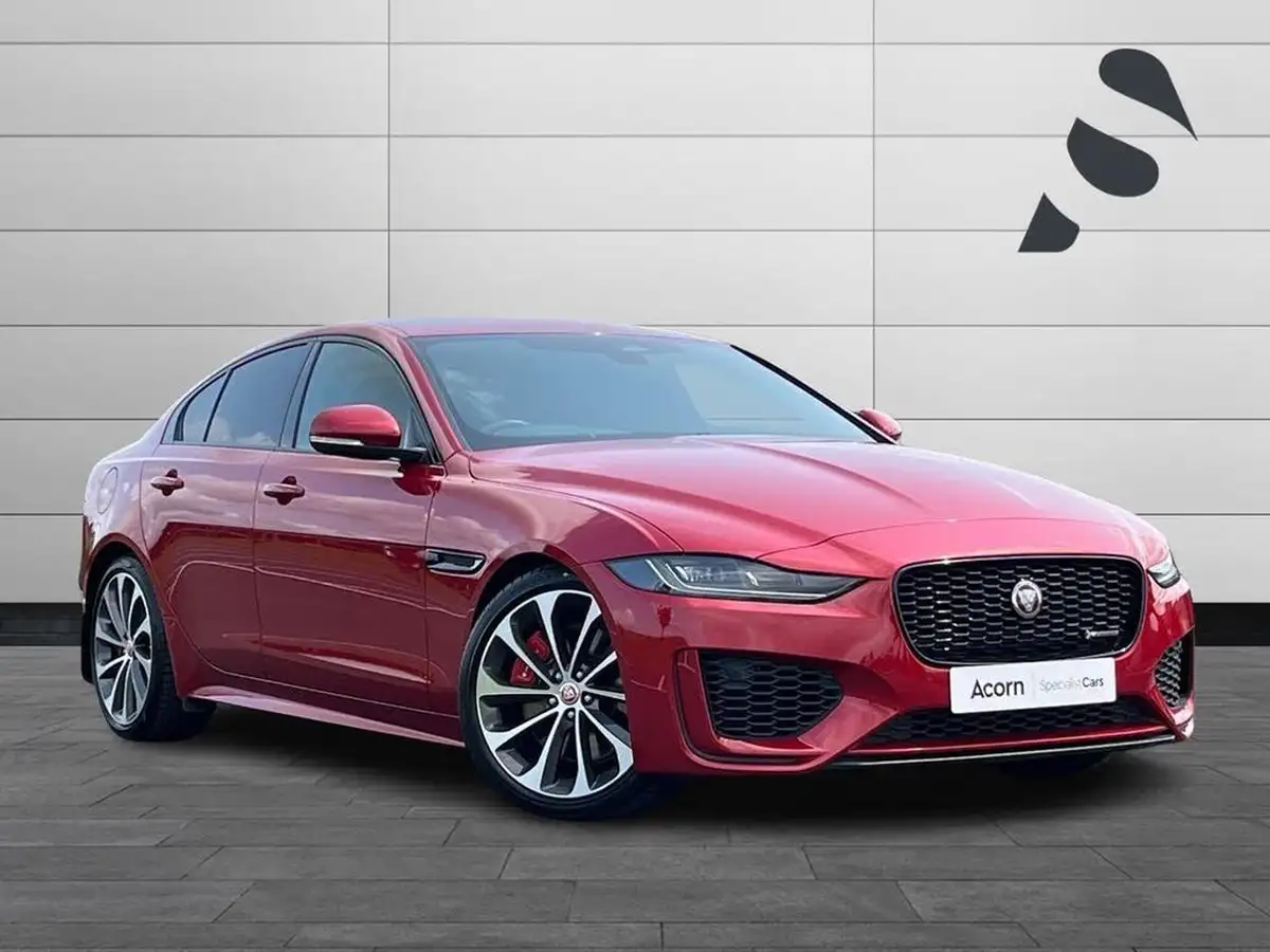 2024-jaguar-xe-big-0