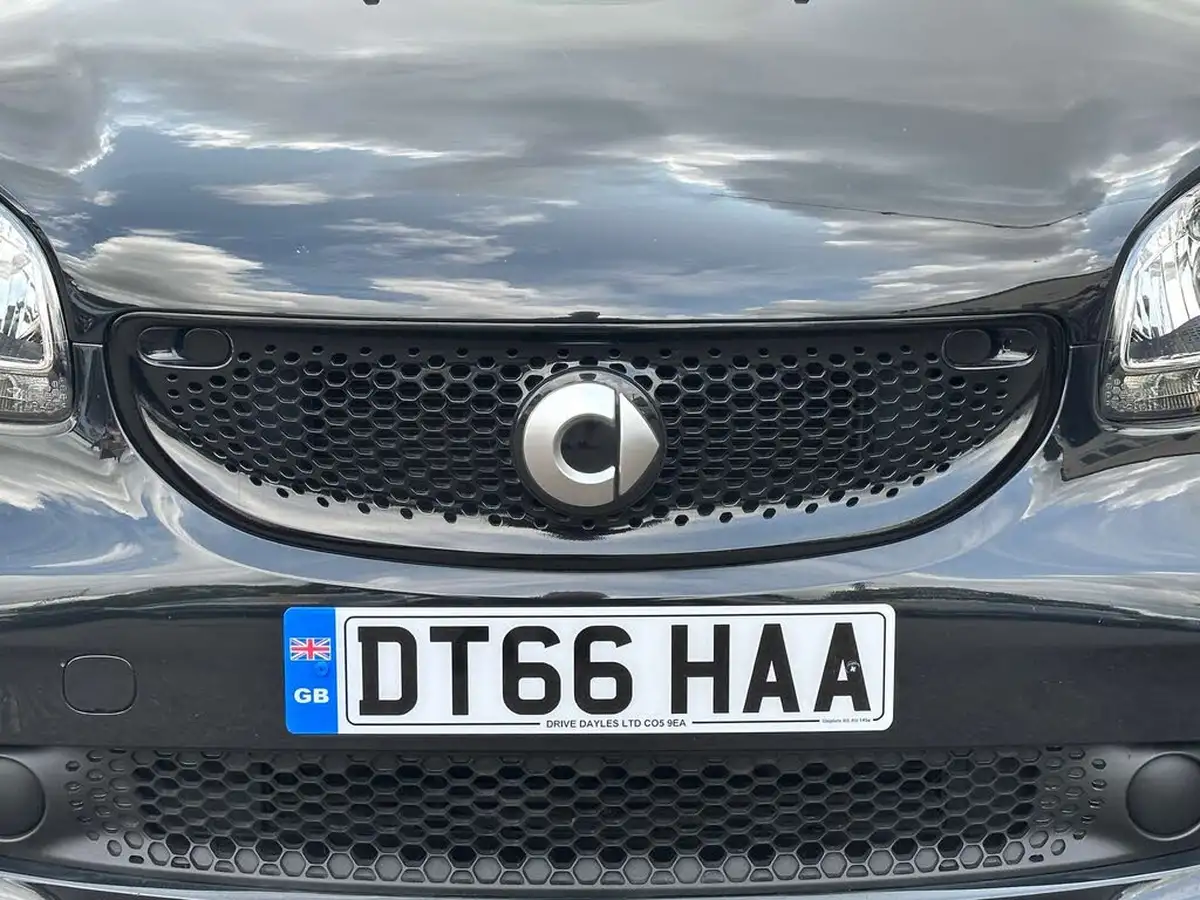 2017-smart-fortwo-10-prime-71bhp-premiumss-coupe-twinamic-big-18