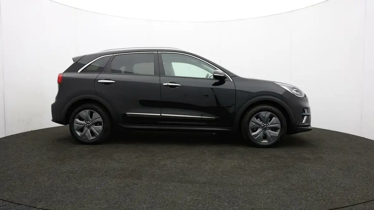 2021-kia-e-niro-ev-4-big-37