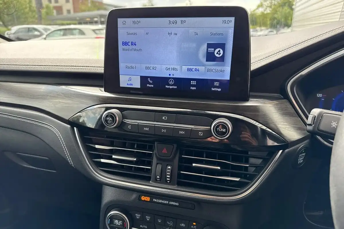 2022-ford-kuga-25t-vignale-190ps-fhev-big-38
