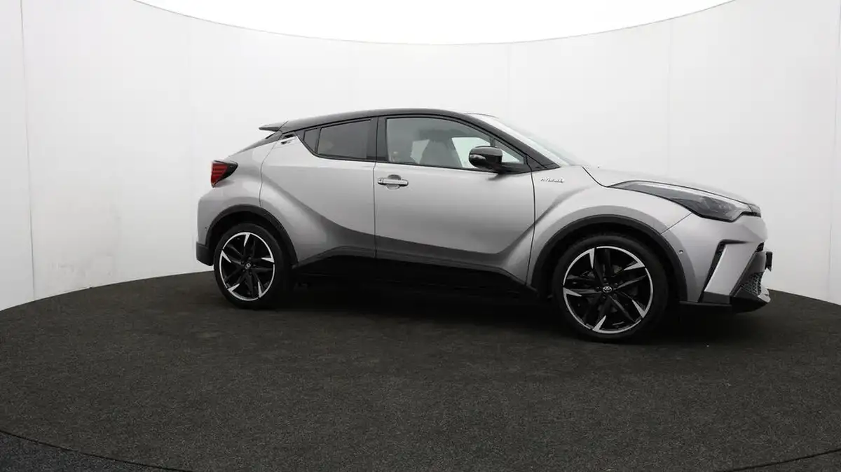 2022-toyota-c-hr-18-vvt-i-gr-sport-big-38