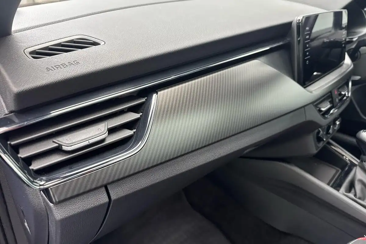 2022-skoda-kamiq-10-tsi-monte-carlo-111ps-dsg-big-13