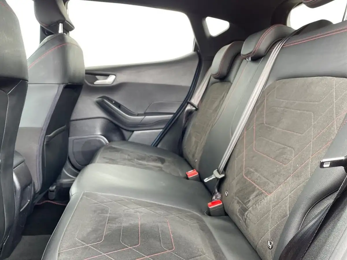 2023-ford-fiesta-10t-st-line-125ps-hybrid-mhev-big-8
