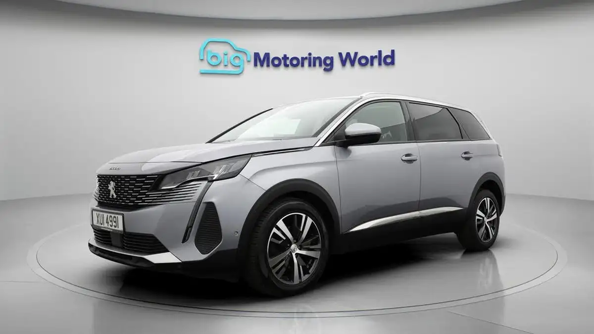 2021-peugeot-5008-suv-15-bluehdi-allure-big-3
