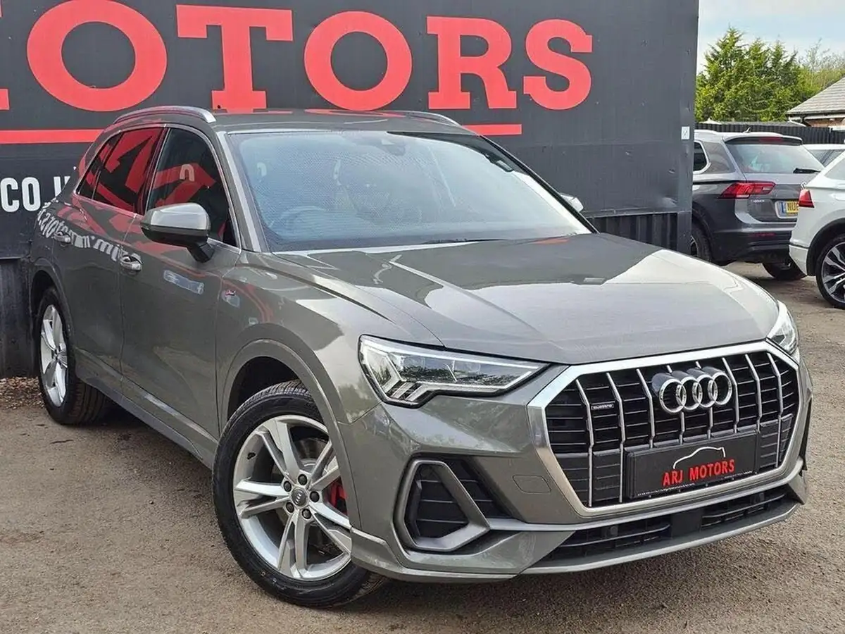 2019-audi-q3-20-40-tfsi-s-line-big-41