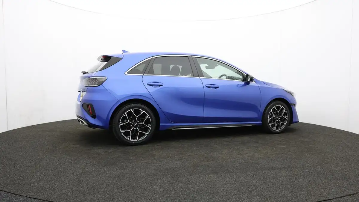 2022-kia-ceed-15-t-gdi-gt-line-big-39