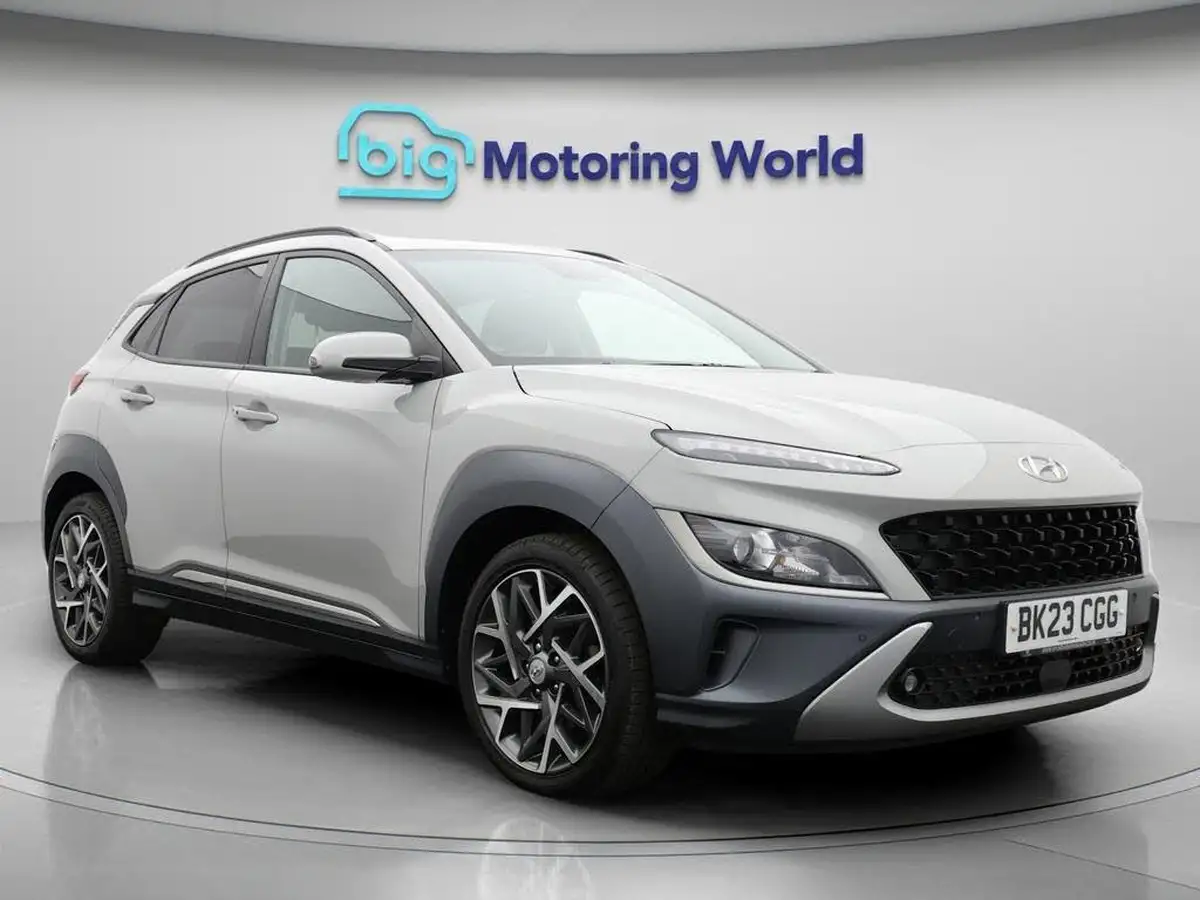 2023-hyundai-kona-16-gdi-premium-big-0