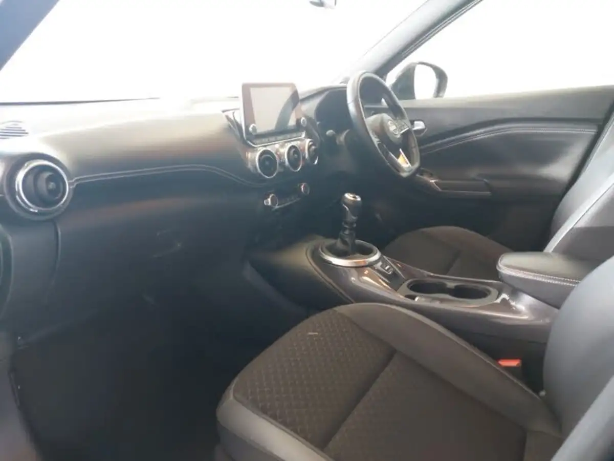 2023-nissan-juke-10-dig-t-n-connecta-big-4