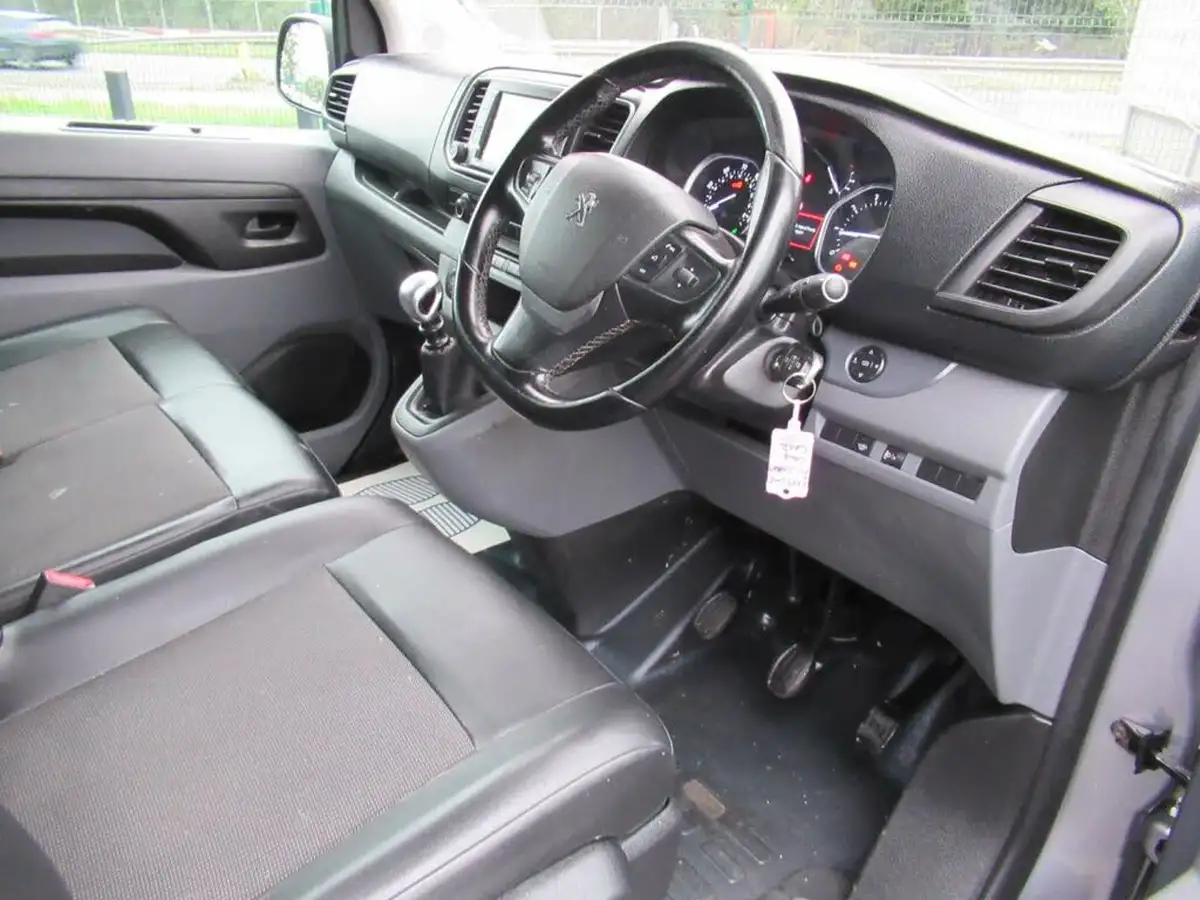2019-peugeot-expert-20-bluehdi-asphalt-standard-1400-120-eu6dt-panel-big-12