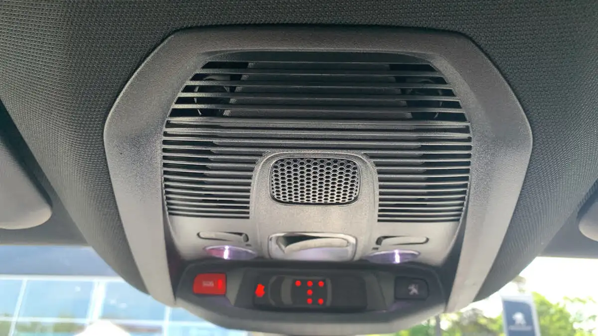 2024-peugeot-5008-suv-15-bluehdi-gt-130ps-big-38