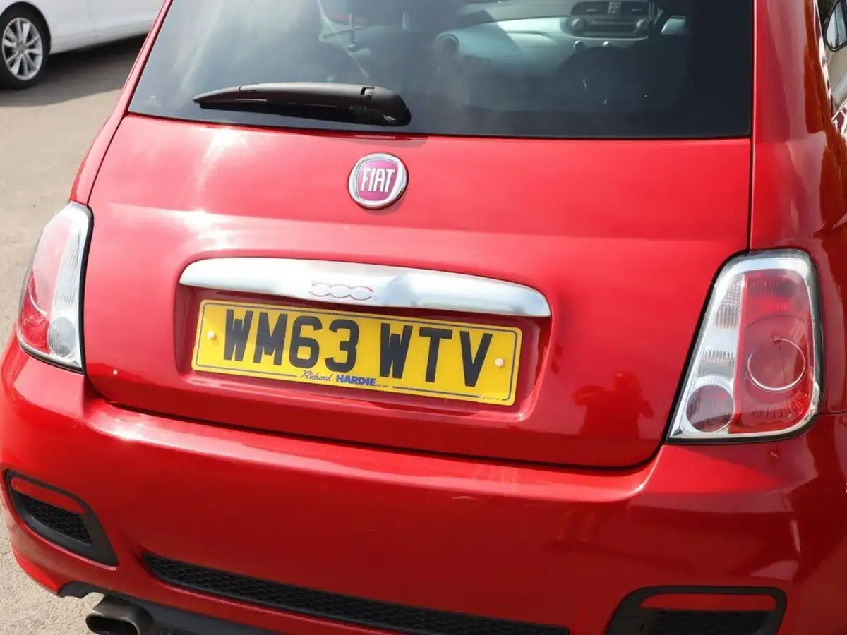 2014-fiat-500-12-s-big-18