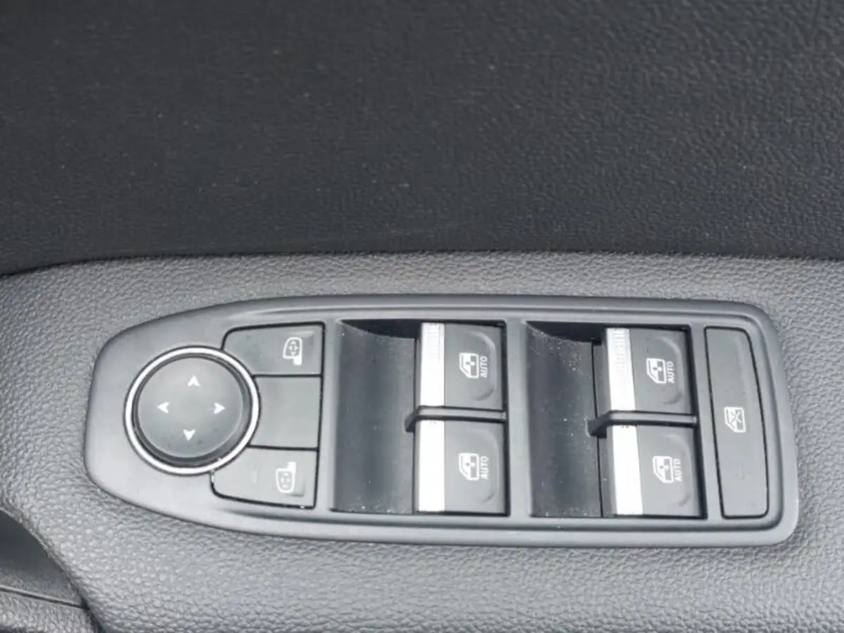 2022-renault-captur-10-tce-se-edition-big-11