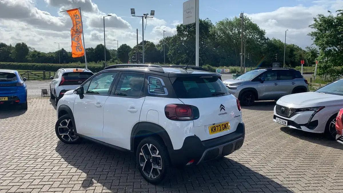 2023-citroen-c3-aircross-12-puretech-shine-plus-130ps-eat6-big-4