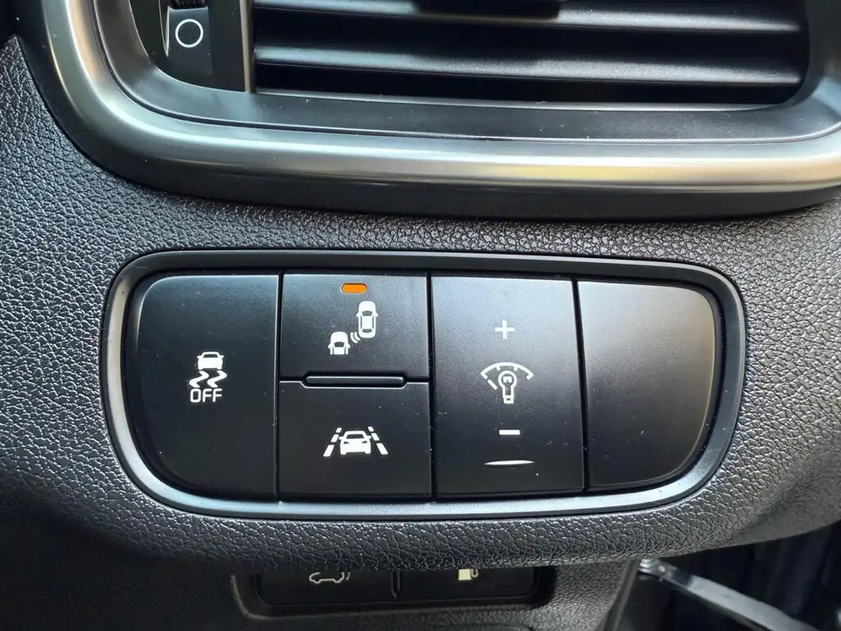 2015-kia-sorento-22-crdi-kx-4-197bhp-awd-isg-big-47