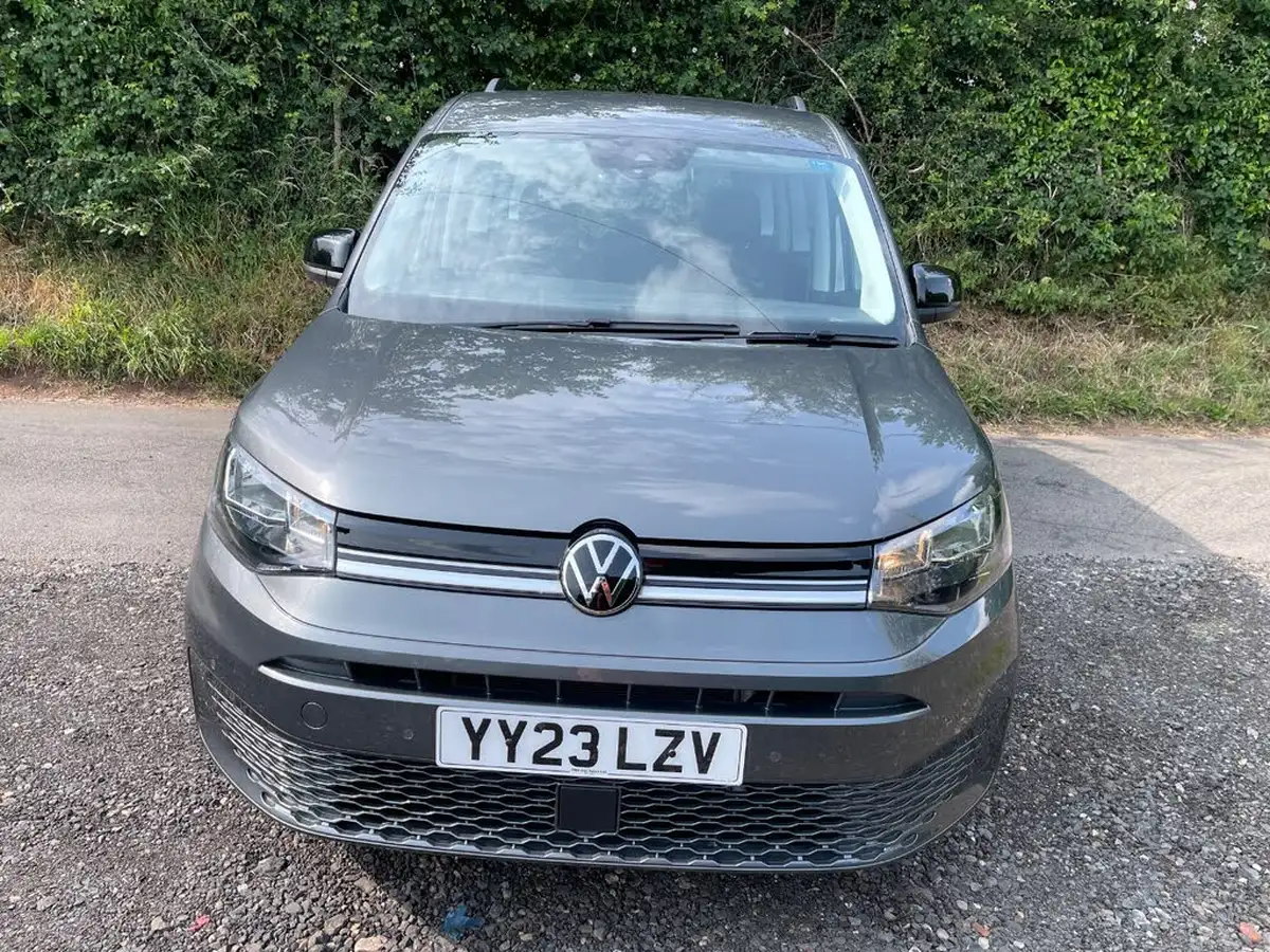 2023-volkswagen-caddy-15-tsi-maxi-life-big-16