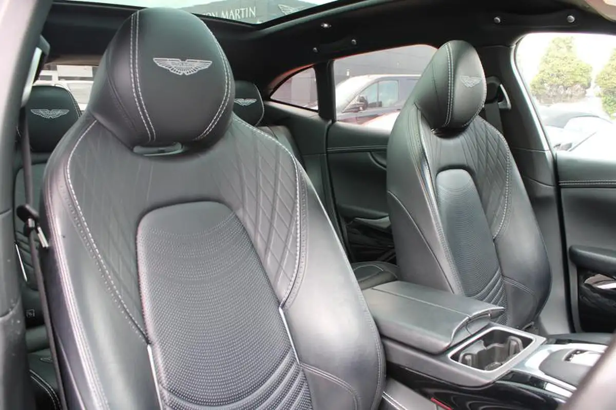 2022-aston-martin-dbx-40-v8-big-10