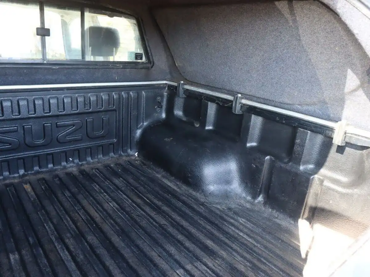 2018-isuzu-d-max-19td-yukon-nav-double-pickup-big-18