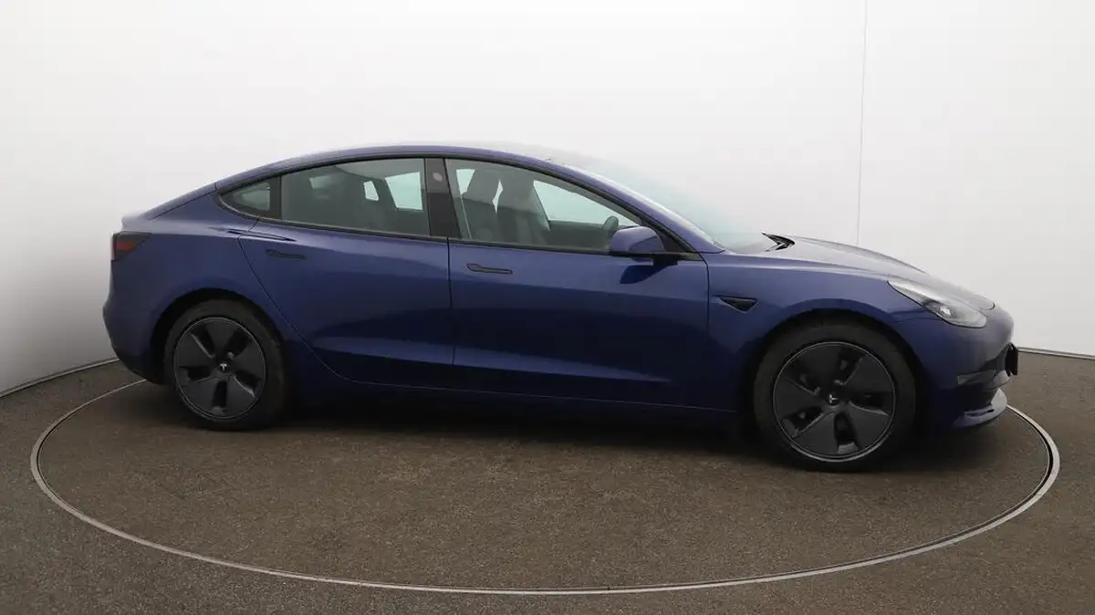2021-tesla-model-3-e-long-range-4x4-big-47