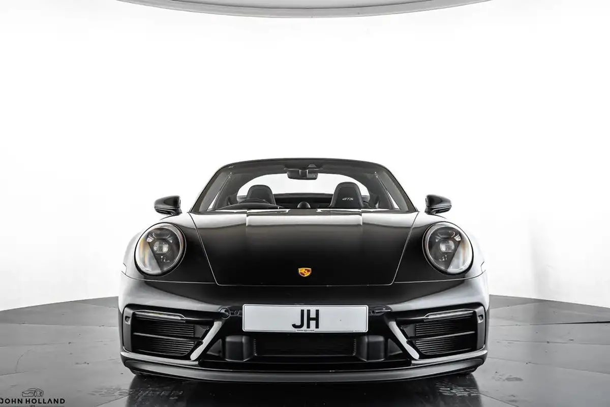 2022-porsche-911-30-targa-4-gts-pdk-big-4