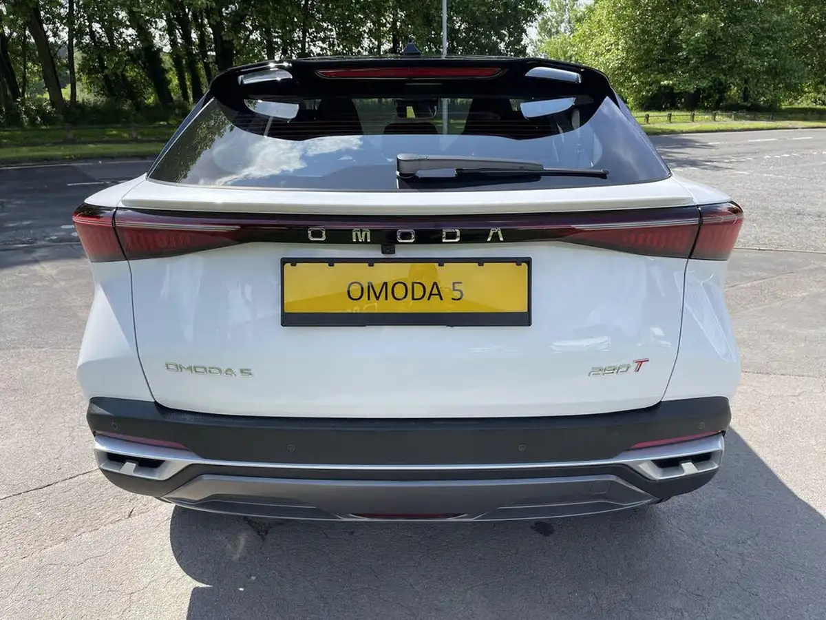 2024-omoda-5-16-t-gdi-noble-big-6