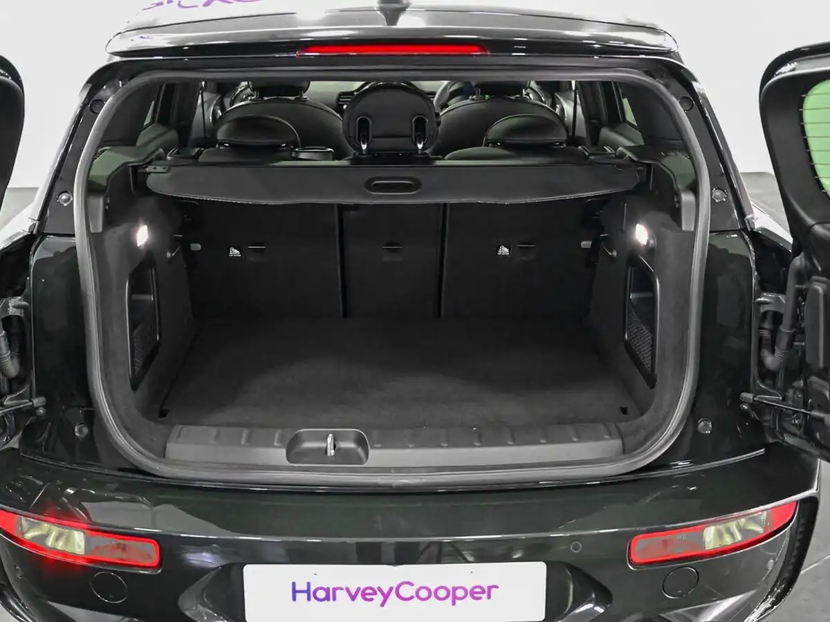 2024-mini-clubman-20-john-cooper-works-premium-plus-big-31