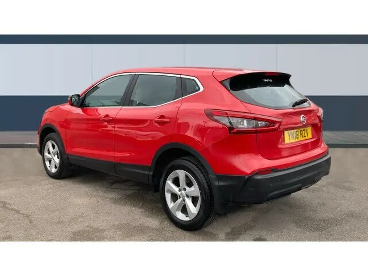 2018-nissan-qashqai-15dci-acenta-110ps-big-1