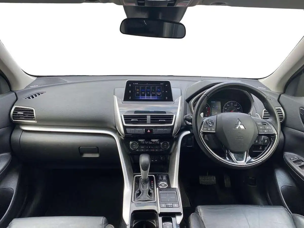 2018-mitsubishi-eclipse-cross-15-4-auto-big-7