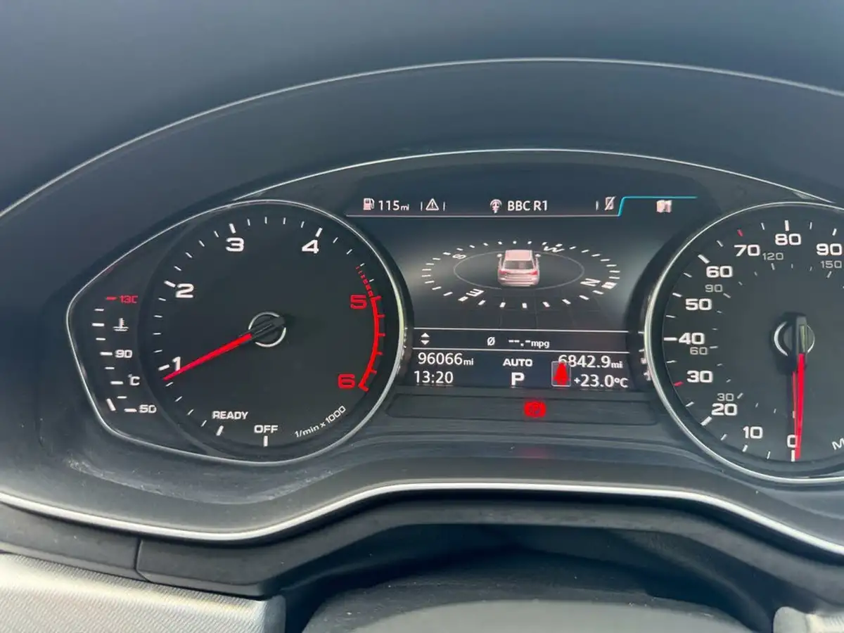 2019-audi-a4-avant-20-35-tdi-se-big-16
