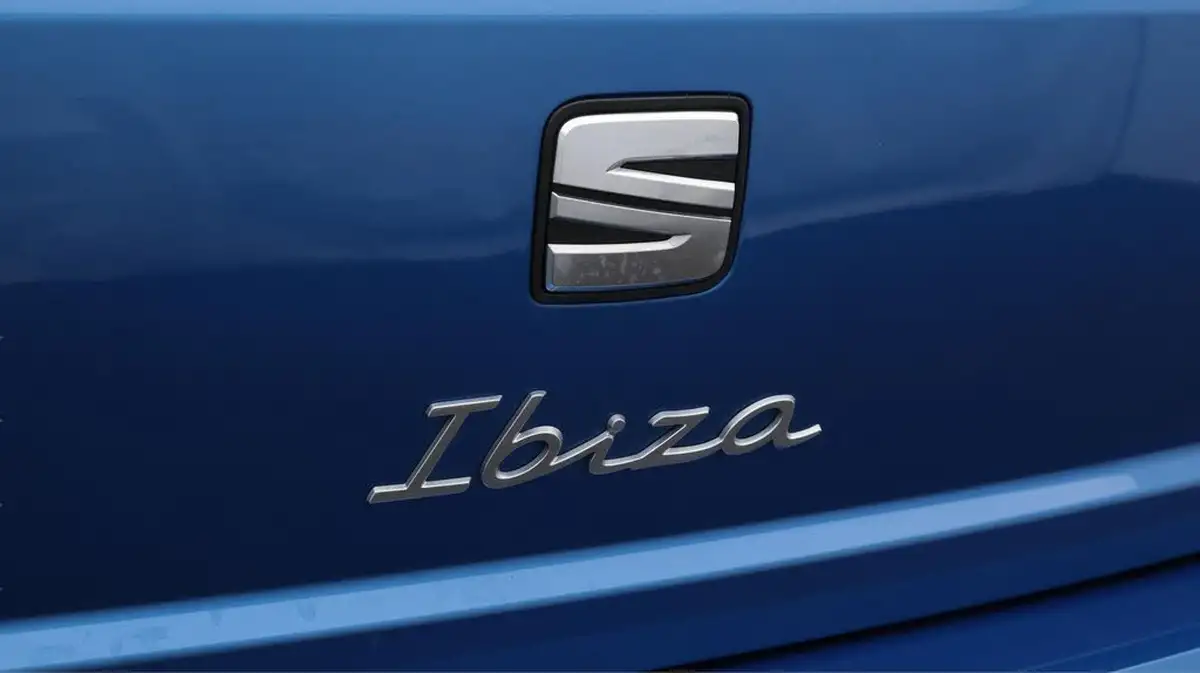 2022-seat-ibiza-10-tsi-fr-sport-110ps-big-20