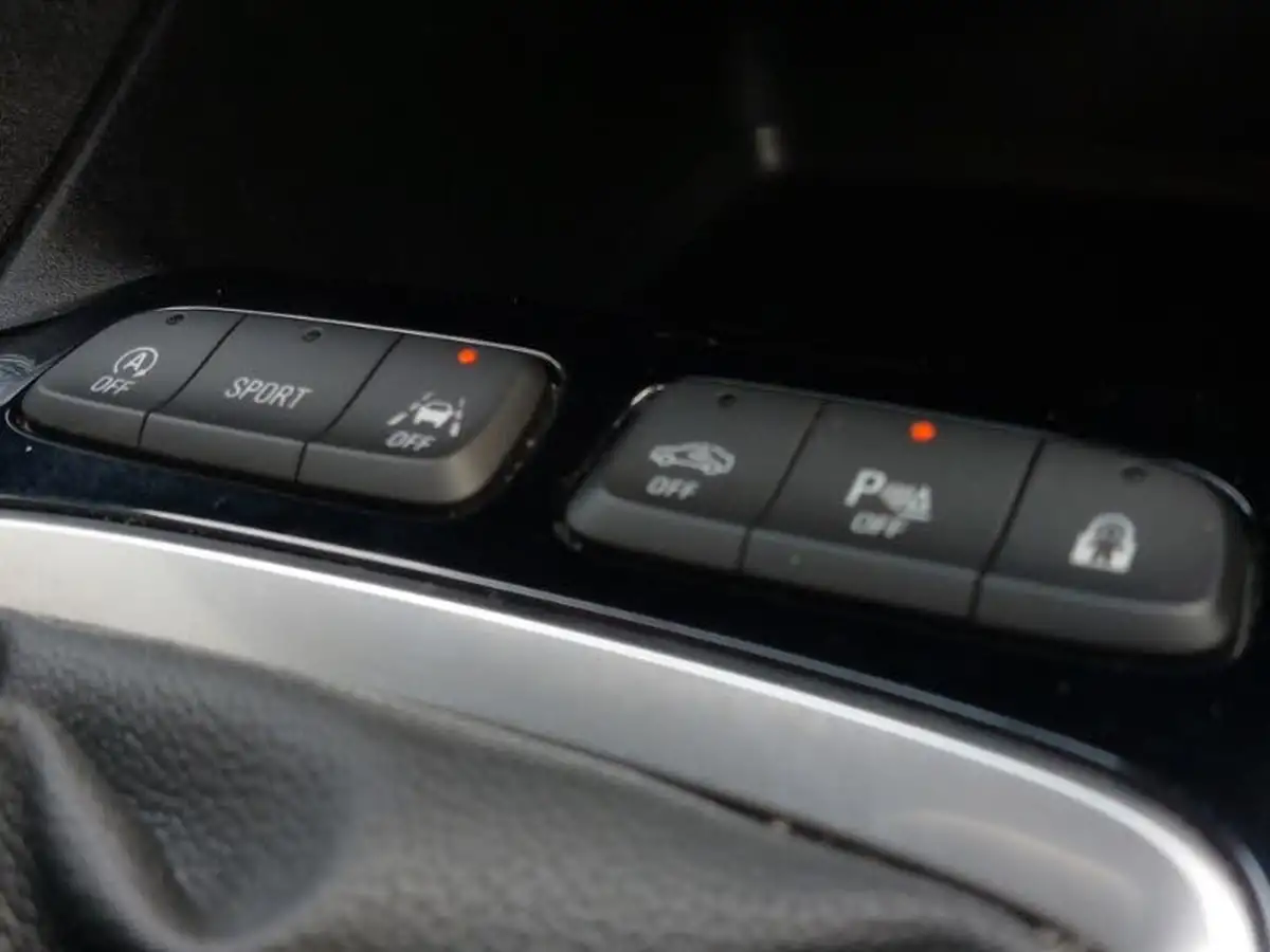 2021-vauxhall-corsa-12-turbo-sri-edition-100ps-big-12