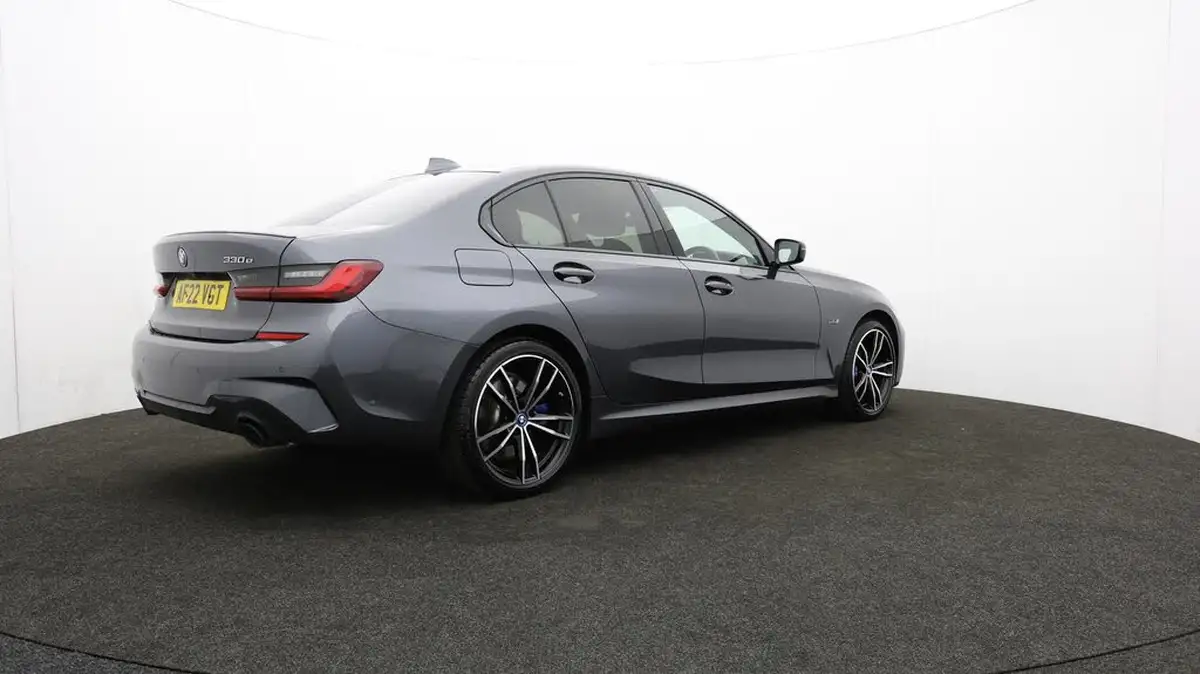 2022-bmw-3-series-20-330e-m-sport-pro-pack-saloon-4d-big-27