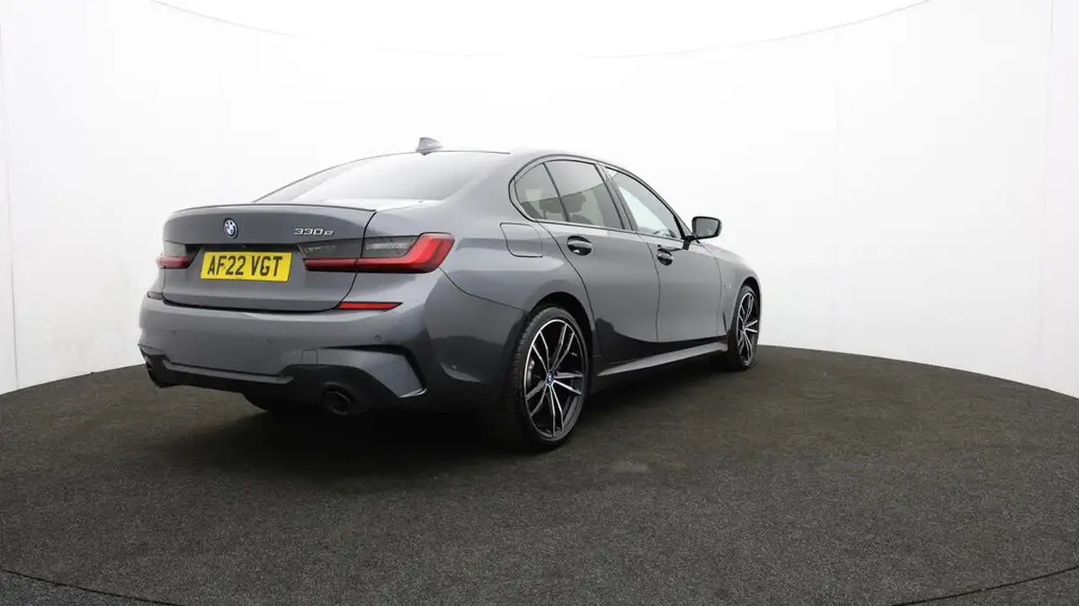 2022-bmw-3-series-20-330e-m-sport-pro-pack-saloon-4d-big-75